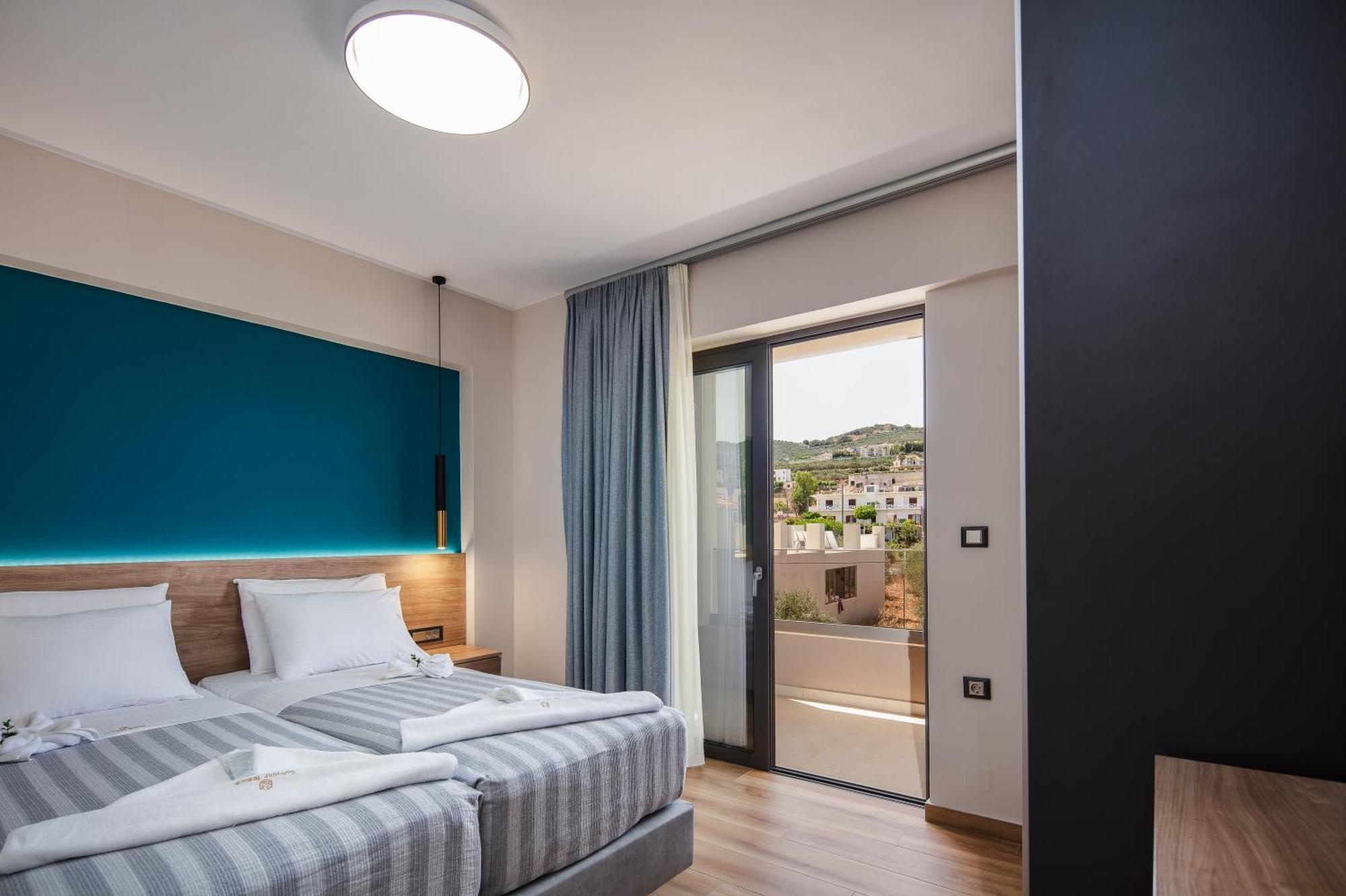 Sapphire Horizon Suites Kíssamos Exteriör bild