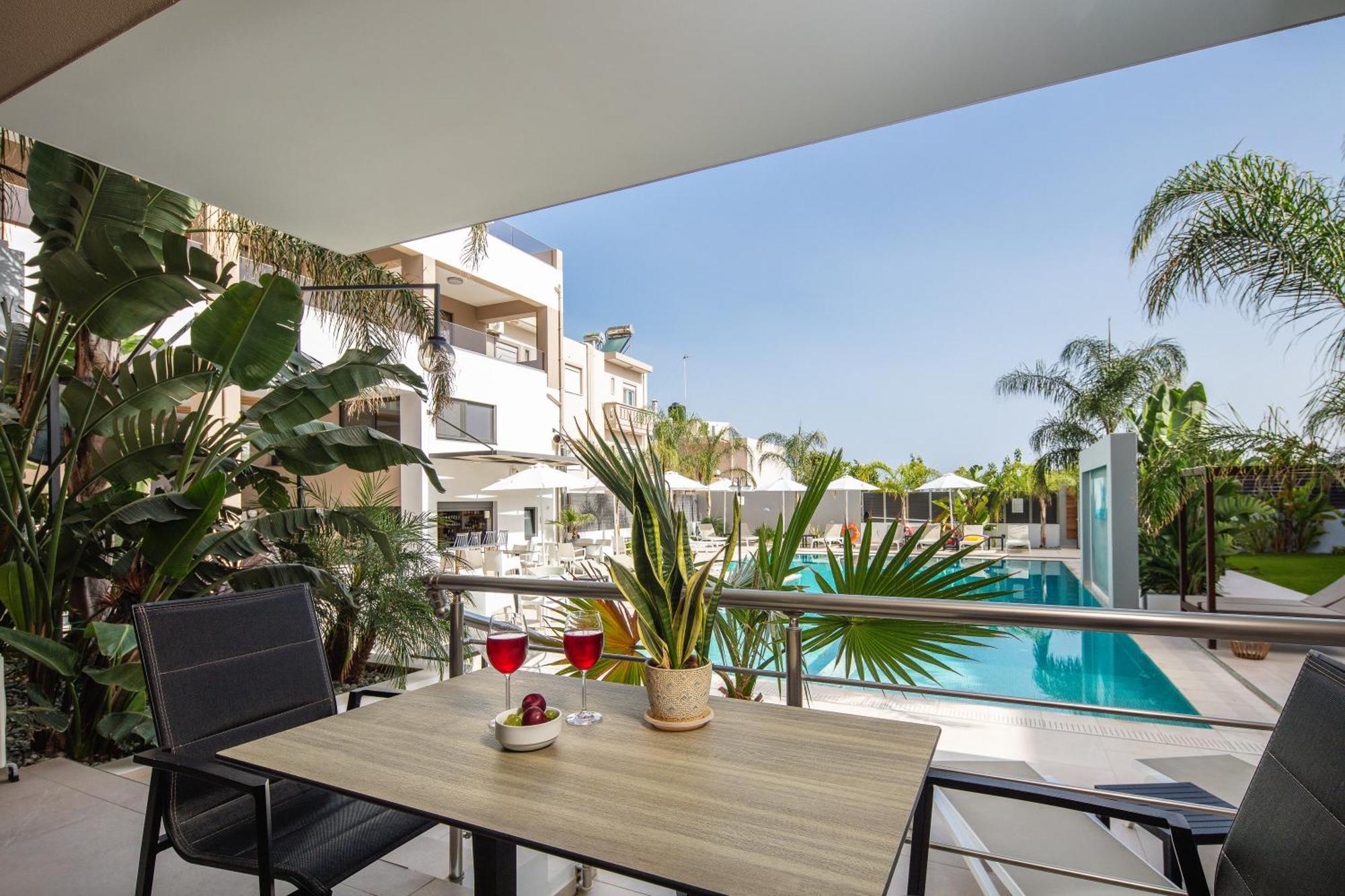 Sapphire Horizon Suites Kíssamos Exteriör bild