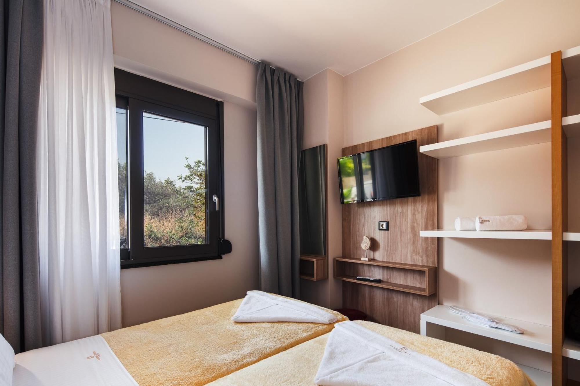 Sapphire Horizon Suites Kíssamos Exteriör bild